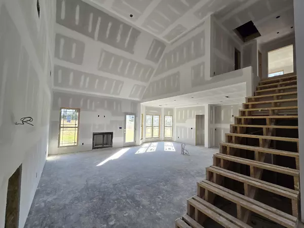 Christiana, TN 37037,5414 Walnut Farms Blvd