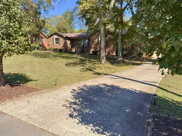 Hendersonville, TN 37075,109 Ervin St