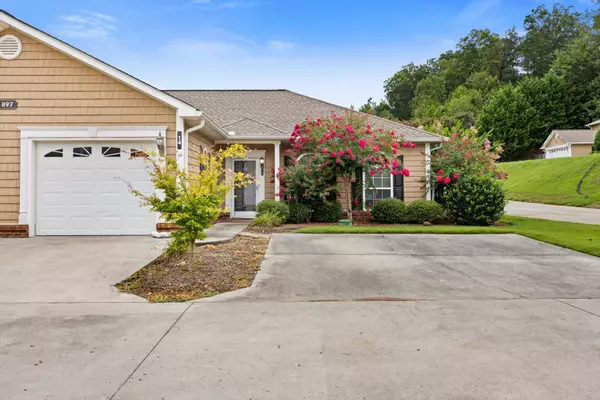 Dalton, GA 30721,897 E Summit Drive #14