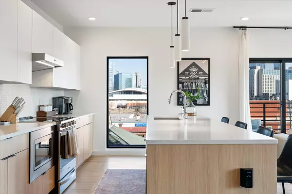 Nashville, TN 37203,635 7th Ave #S #309