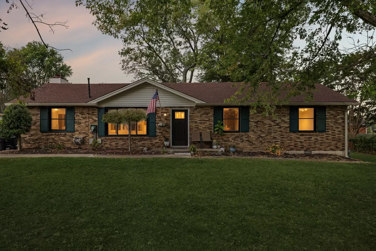 Greenbrier, TN 37073,2210 Lynwood Dr