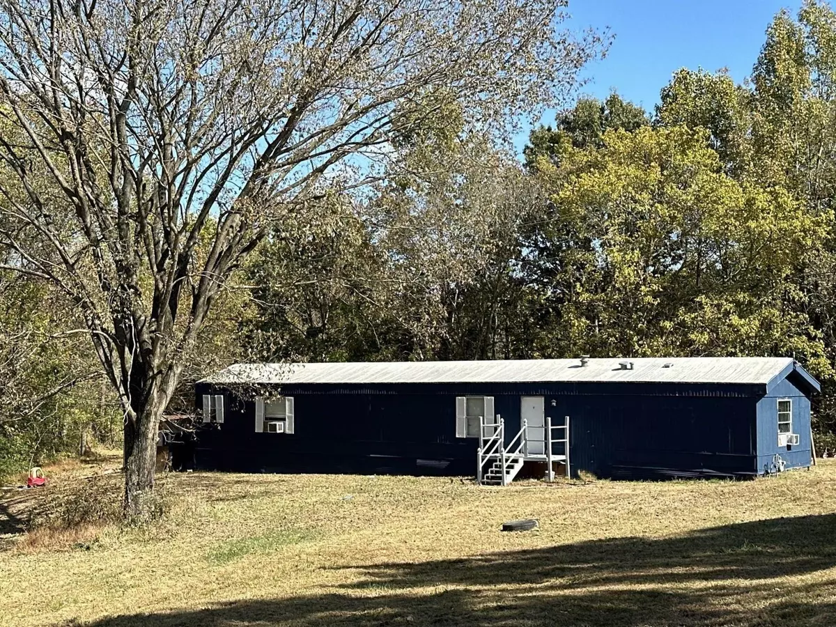 Burlison, TN 38015,6396 MUNFORD GILTEDGE RD