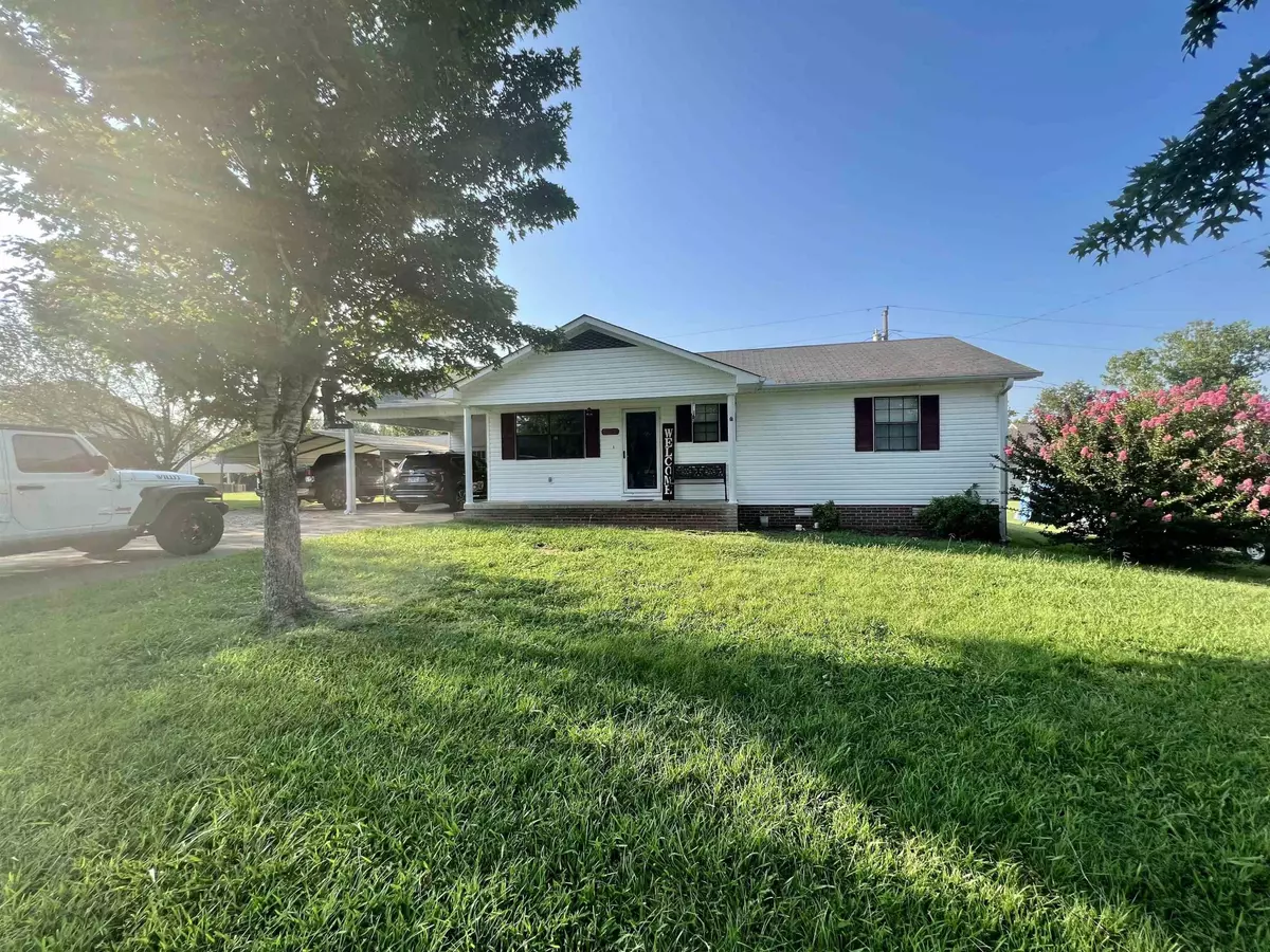 Adamsville, TN 38310,223 BEAVERWOOD DR