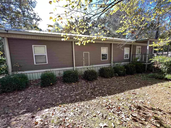 Crump, TN 38327,60 DOLPHIN RD