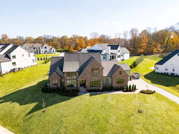 Brentwood, TN 37027,1674 Geralds Dr