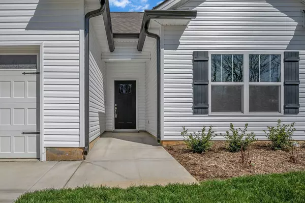 Dickson, TN 37055,209 E Quail Hollow Way