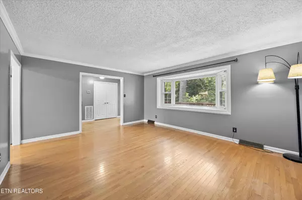 Knoxville, TN 37931,7529 Shaker Drive