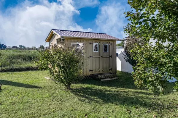 Mount Pleasant, TN 38474,521 Brookside Dr