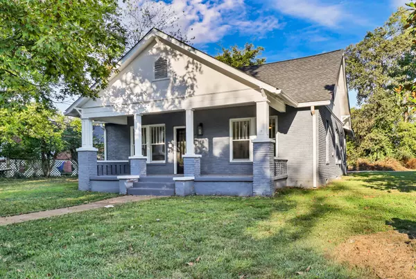 Clarksville, TN 37040,615 Greenwood Ave