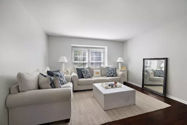 Nashville, TN 37215,3000 Hillsboro Pike #59