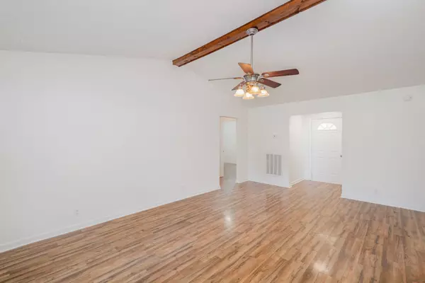 Chapel Hill, TN 37034,402 Edmonson Ave