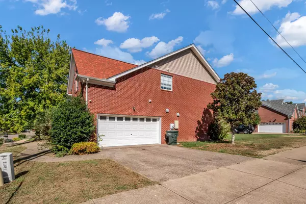 Old Hickory, TN 37138,1033 Wyntergrace Farm Rd