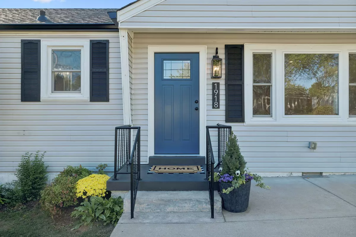 Columbia, TN 38401,1918 Overton Dr