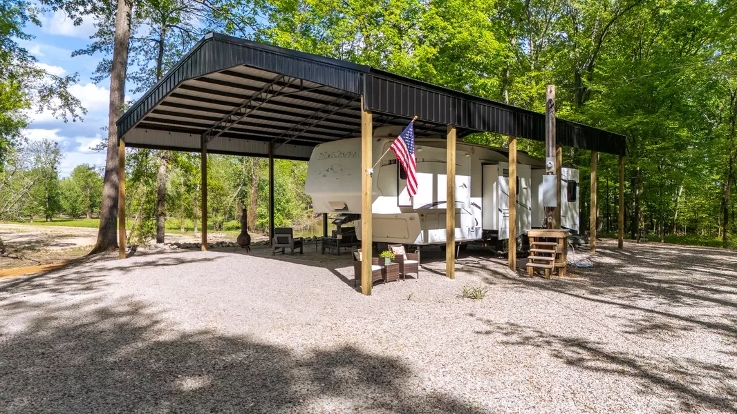 850 Elizabeth Ln, Savannah, TN 38372