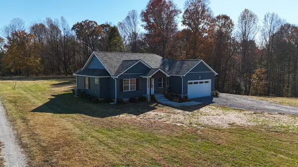 Westmoreland, TN 37186,8205 Hoskins Hollow Rd