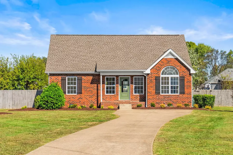 116 Chad St #E, Portland, TN 37148
