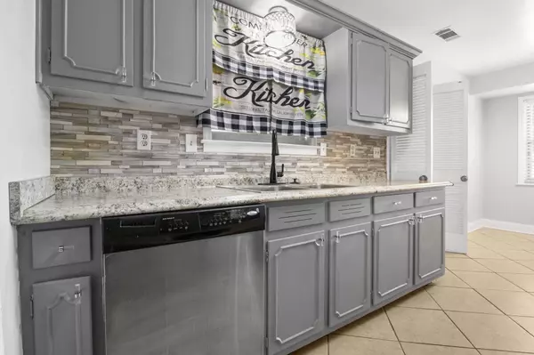 Memphis, TN 38118,3372 MCKENZIE ST