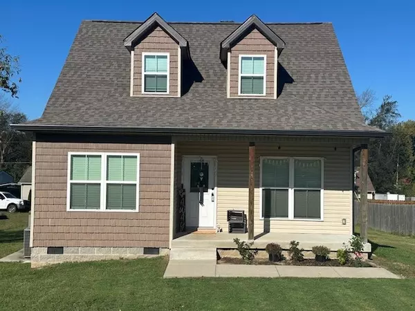 106 Polk St, Cornersville, TN 37047
