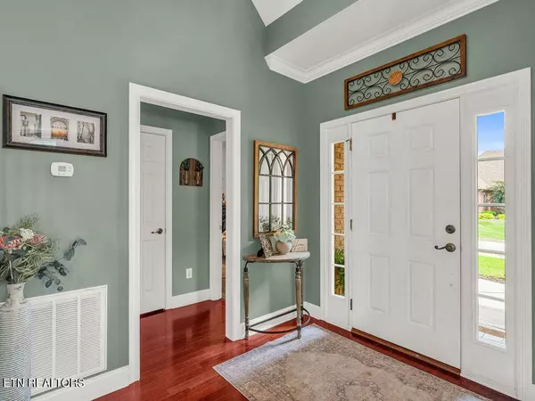 Lenoir City, TN 37772,292 Leeward Way #1