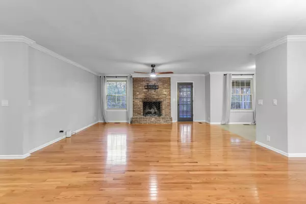 Hendersonville, TN 37075,112 Chaparral Dr