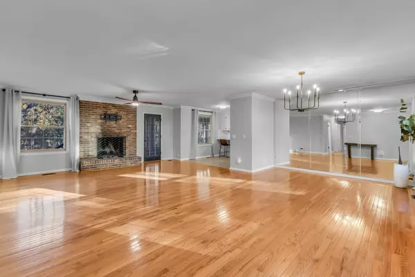 Hendersonville, TN 37075,112 Chaparral Dr