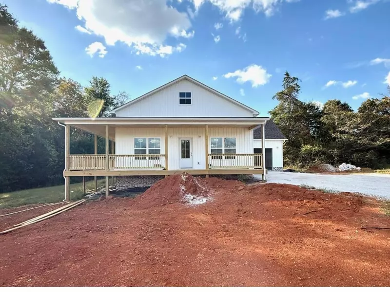 267 Honeysuckle Ln, Sparta, TN 38583