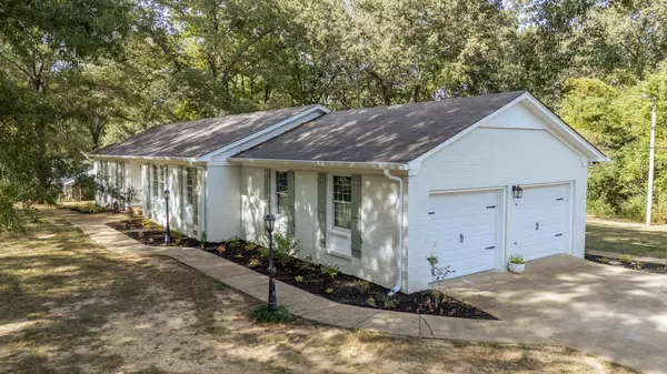 Savannah, TN 38372,145 CARRIE B DR