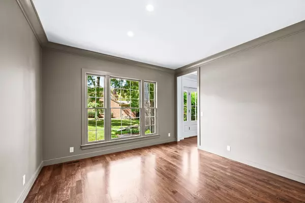 Nashville, TN 37215,608 Linden Sq