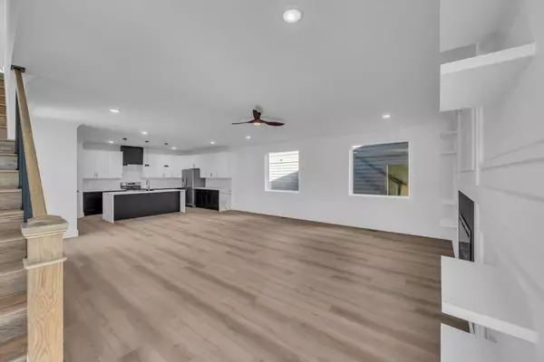 Nashville, TN 37206,206A Perlen Dr