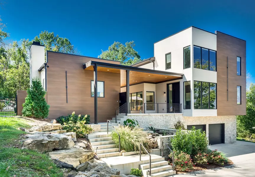 805 Hillwood Blvd, Nashville, TN 37209