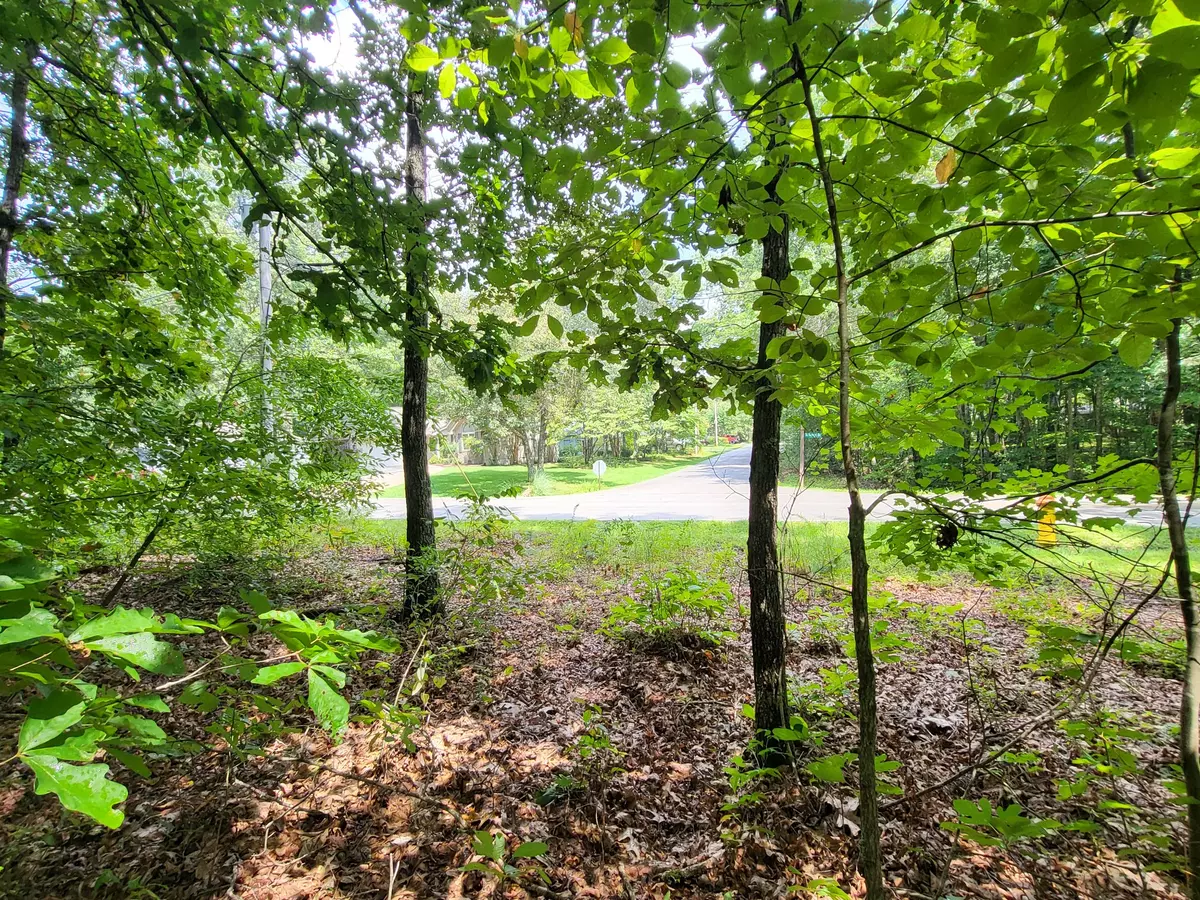 Crossville, TN 38558,207 Saint George Dr