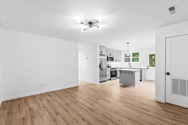 Cookeville, TN 38501,1361/2 Boatman St