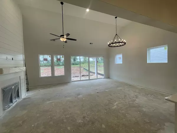 Spring Hill, TN 37174,195 Phillips Bend
