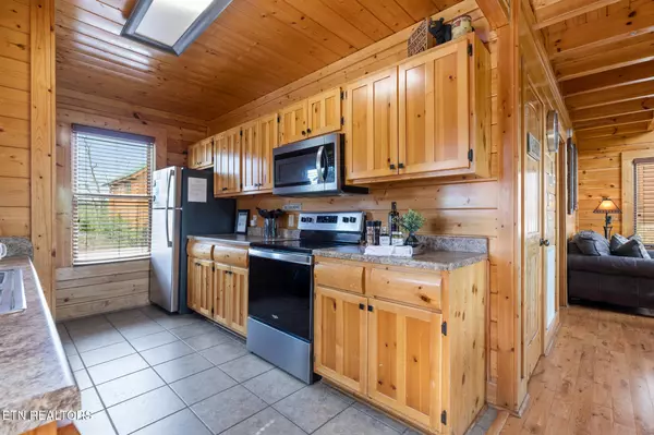 Sevierville, TN 37862,2819 White Oak Ridge Lane