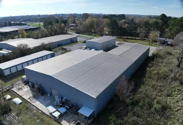 Mcminnville, TN 37110,914 Red Rd