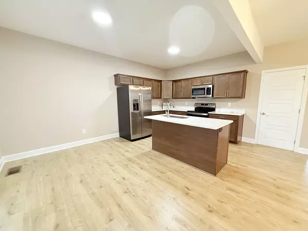 Oak Grove, KY 42262,1 Hugh Hunter
