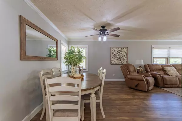 Selmer, TN 38375,180 HORNER DR