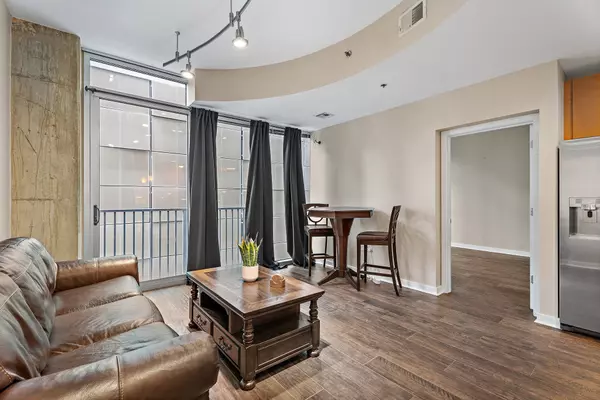 Nashville, TN 37201,301 Demonbreun St #602
