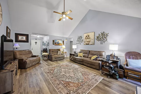 Jackson, TN 38305,232 Weatheridge Dr
