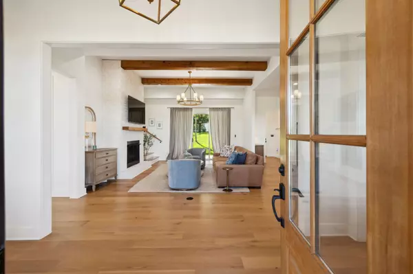 Burns, TN 37029,973 Hall Cemetery Rd