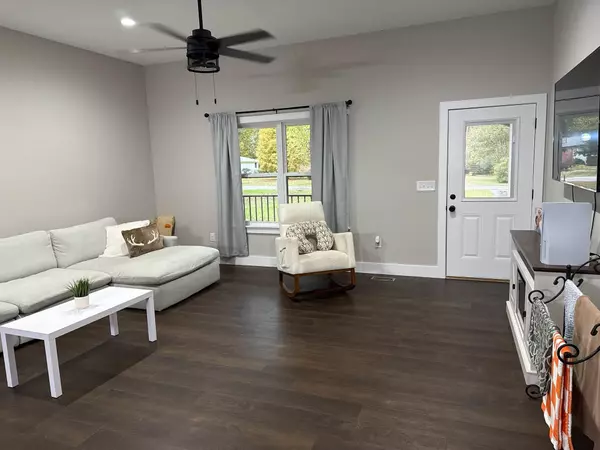 Dunlap, TN 37327,418 Old State Hwy 8