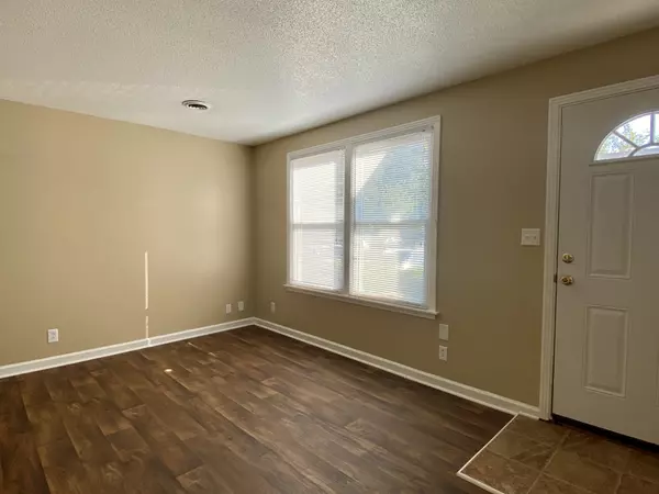 Clarksville, TN 37040,610 Commerce St #16