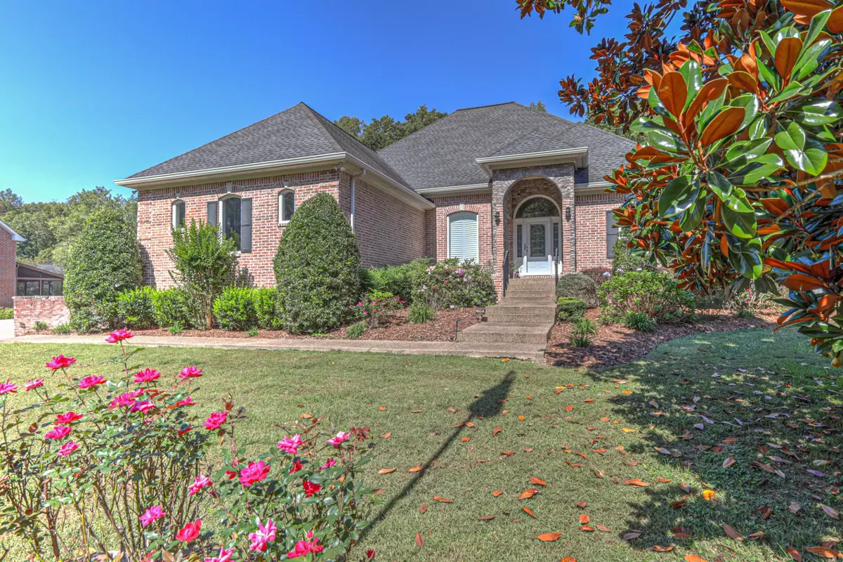 Nashville, TN 37221,8044 Charlotte Pike