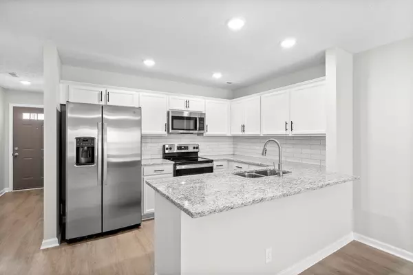 Clarksville, TN 37043,313 Longshadow Trl #E
