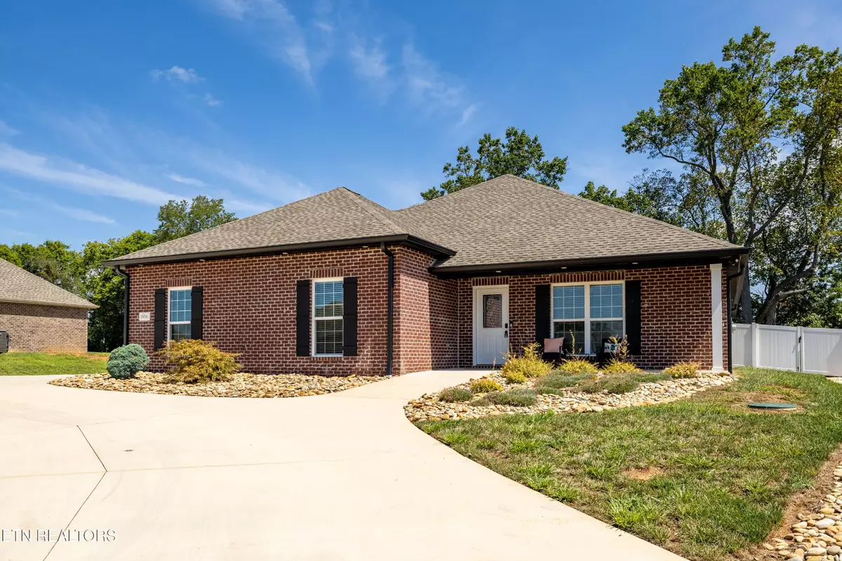 Maryville, TN 37803,1916 Griffitts Mill Circle