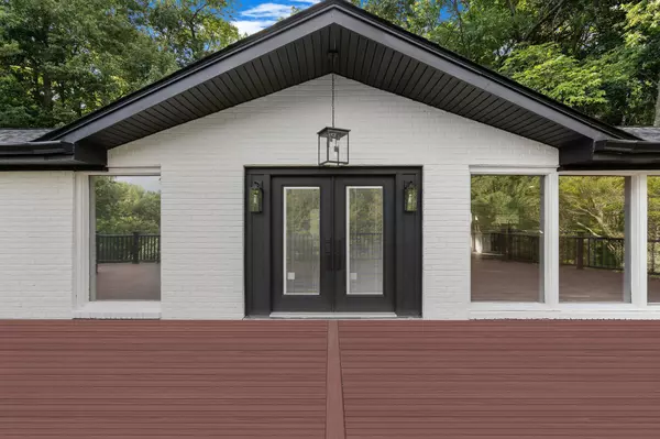 Nashville, TN 37220,5161 Granny White Pike