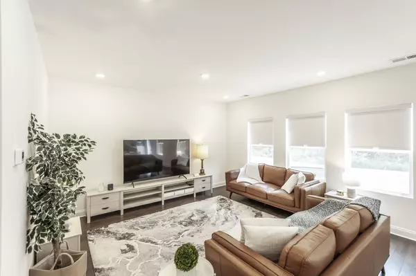 White House, TN 37188,190 Crabourne Dr