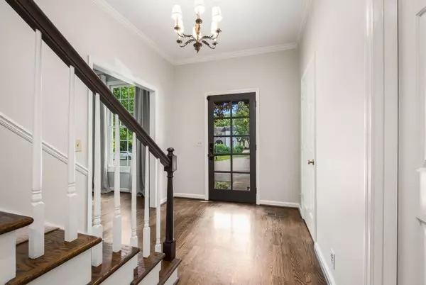 Nashville, TN 37215,4400 Belmont Park Terrace #138