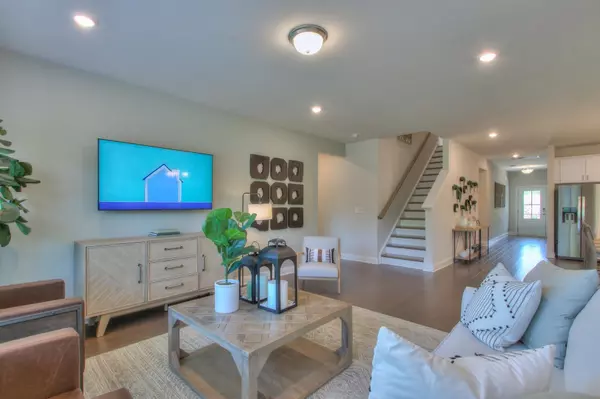 Clarksville, TN 37043,1223 Bluffton Cir