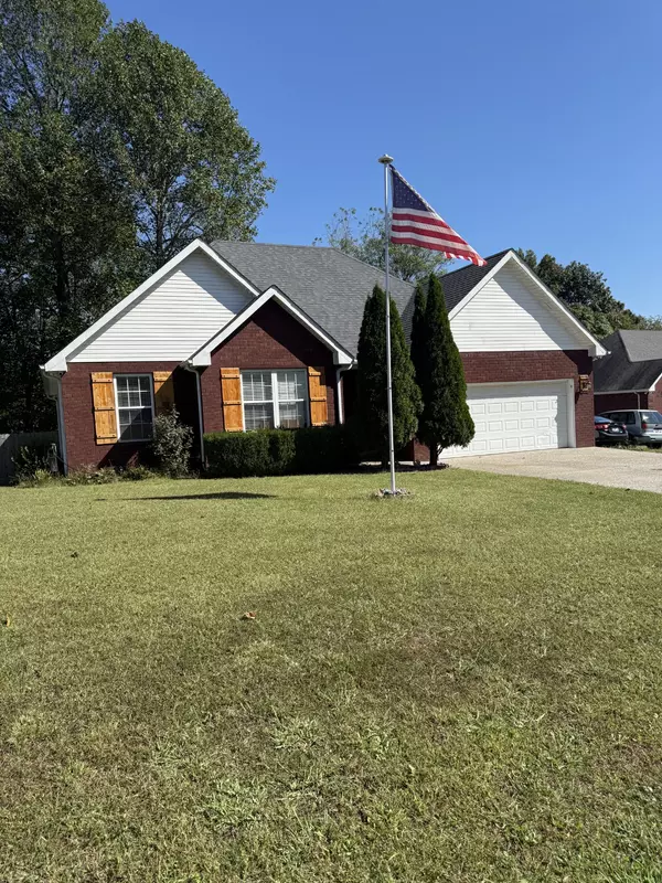 Lafayette, TN 37083,445 Marys Ln